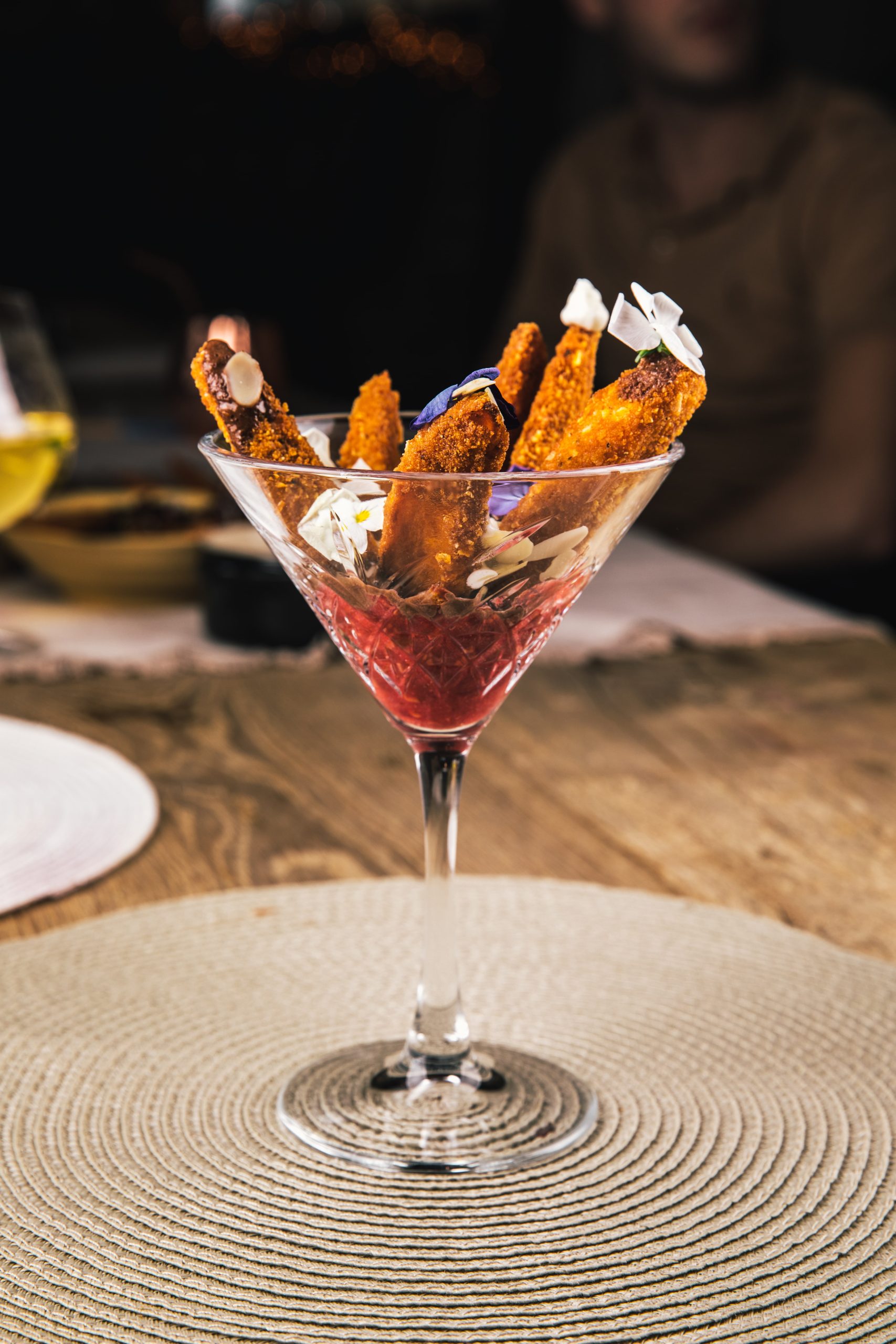 Crunchi Dessert in een cocktailglas